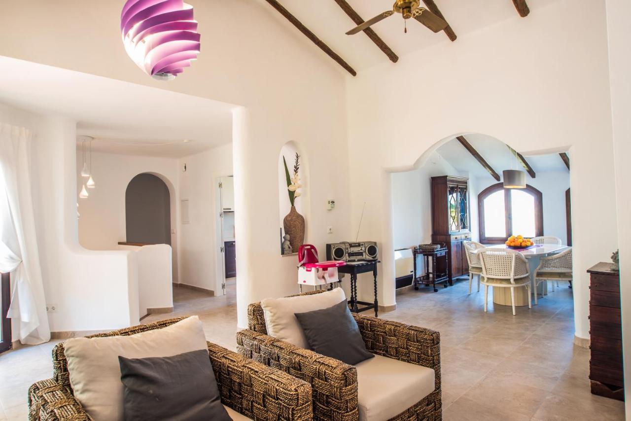 Luxurioese Und Grossraeumige Villa Mit Community Pool, Sicht Auf Das Mittelmeer Sowie Dem Mar Menor, La Manga Club Atamaría Dış mekan fotoğraf