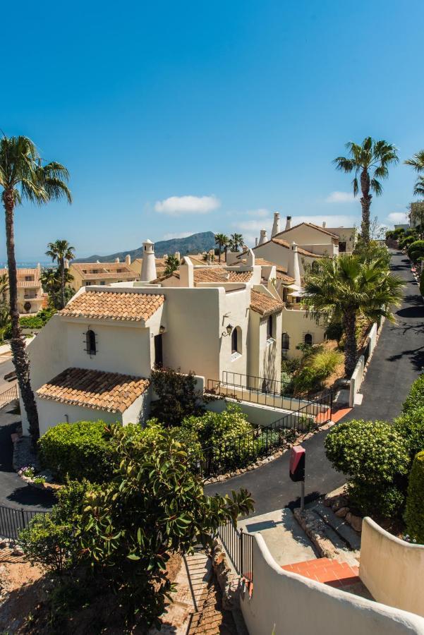 Luxurioese Und Grossraeumige Villa Mit Community Pool, Sicht Auf Das Mittelmeer Sowie Dem Mar Menor, La Manga Club Atamaría Dış mekan fotoğraf