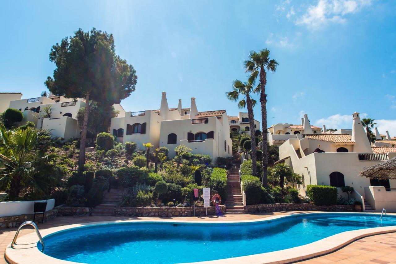 Luxurioese Und Grossraeumige Villa Mit Community Pool, Sicht Auf Das Mittelmeer Sowie Dem Mar Menor, La Manga Club Atamaría Dış mekan fotoğraf